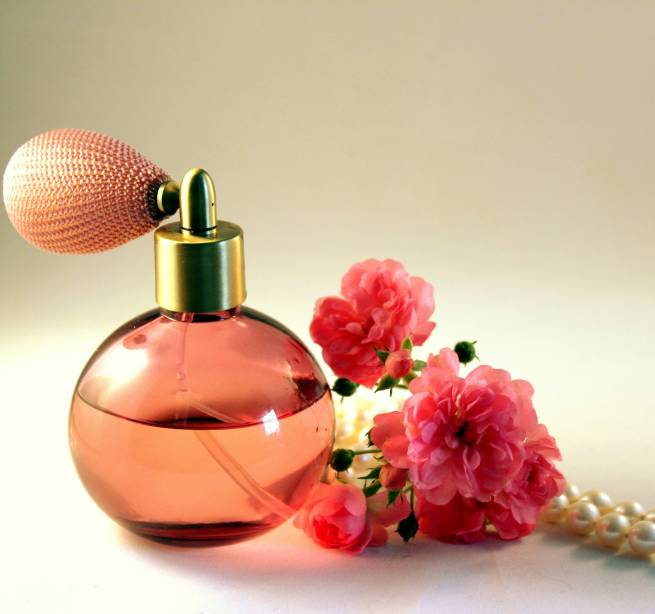 Fine Fragrances (Perfums)
